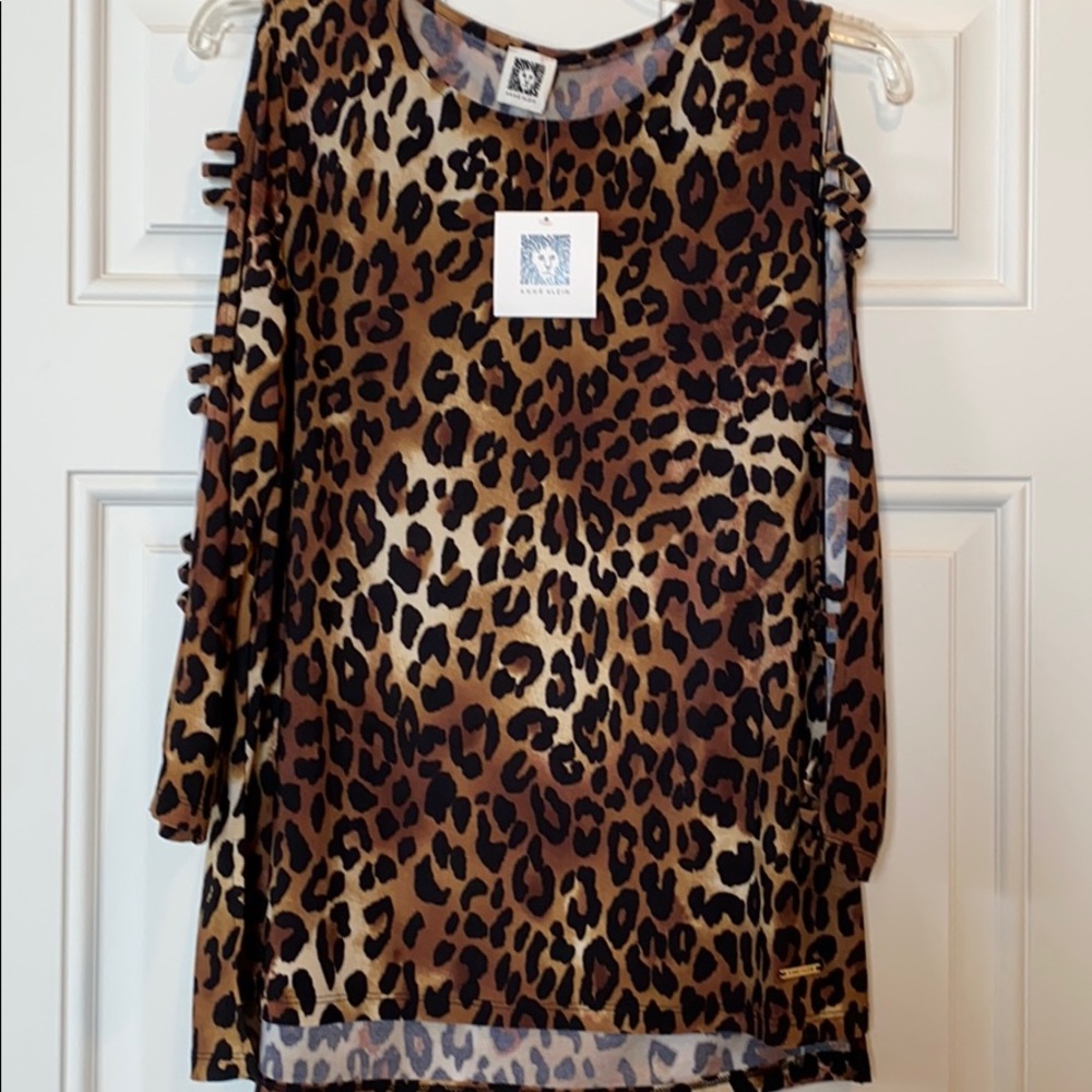 NWT Anne Klein Women’s Cold-Shoulder Top